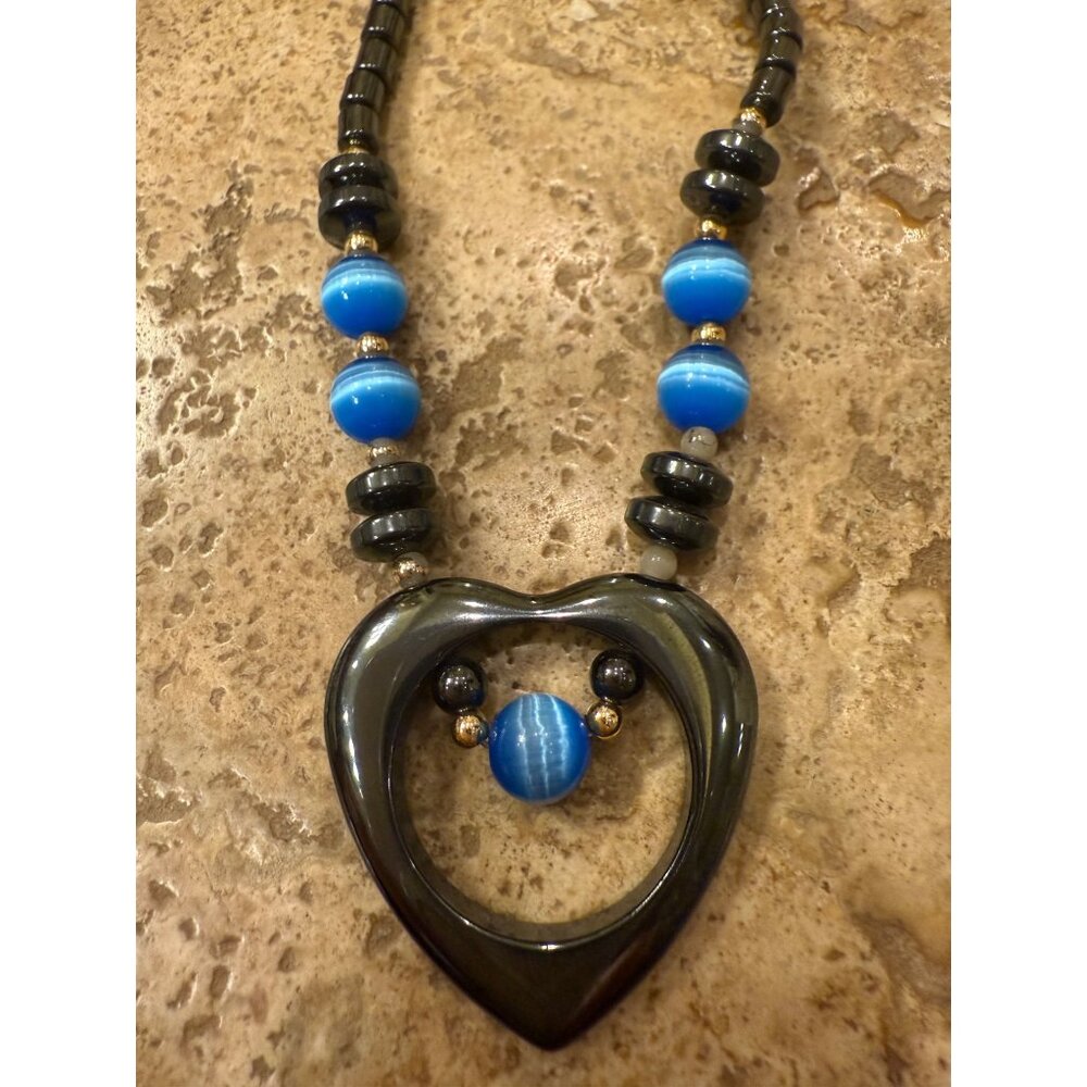 Beaded Heart Pendant Necklace With Blue & Black Beads & Magnetic Clasp